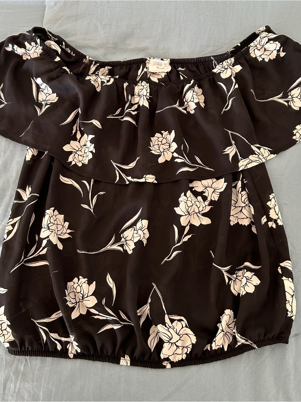 Sienna Sky Black Off-Shoulder Floral Ruffle VintageTop EUC!